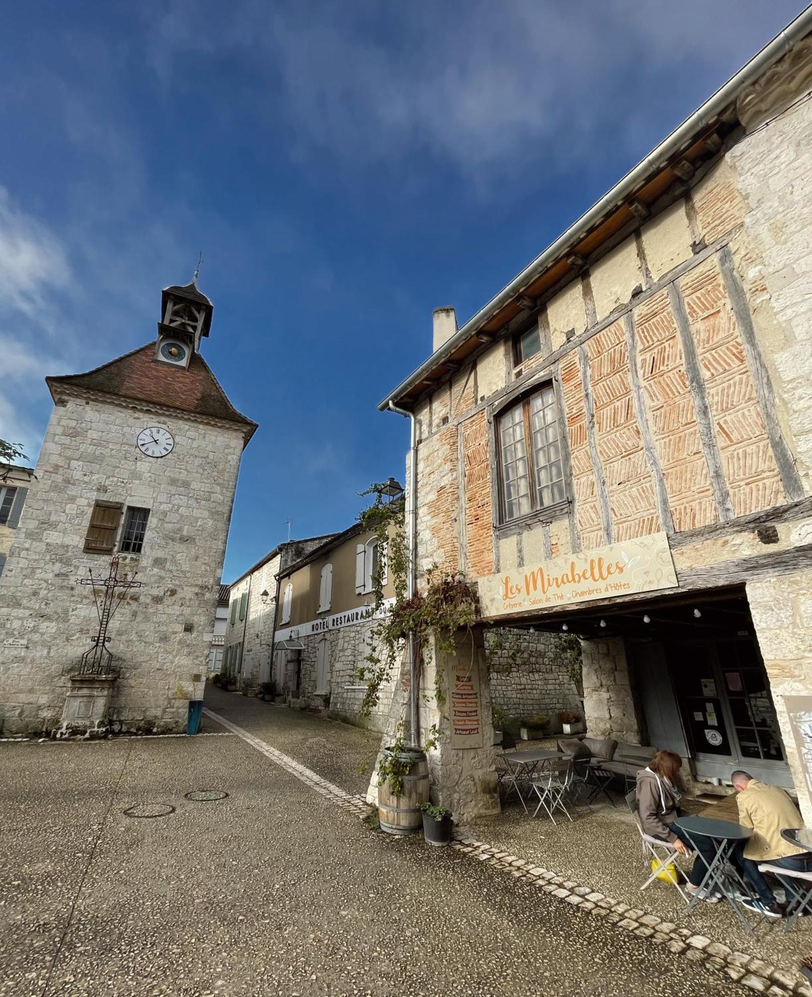 Les Mirabelles Panzió Tournon-dʼAgenais Kültér fotó